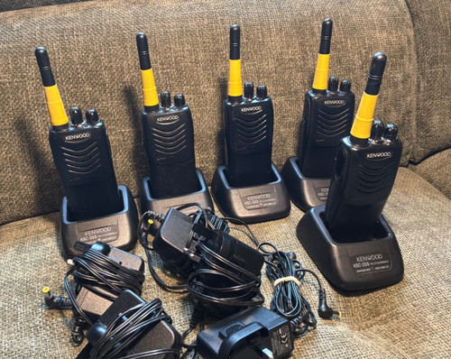 3000 uhf kenwood - 5, walkie